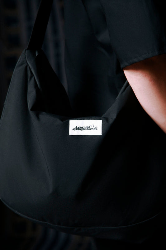 Enemy messenger bag
